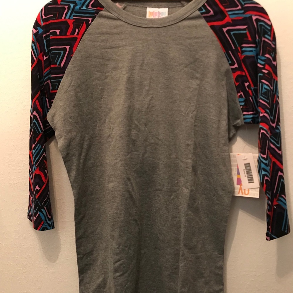 XS LuLaRoe Randy baseball T